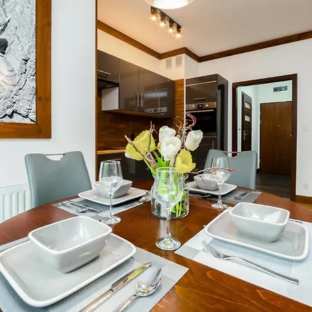 Apartamenty Gorski Zakatek Karpacz Na Emilii Plater 18C Exterior photo